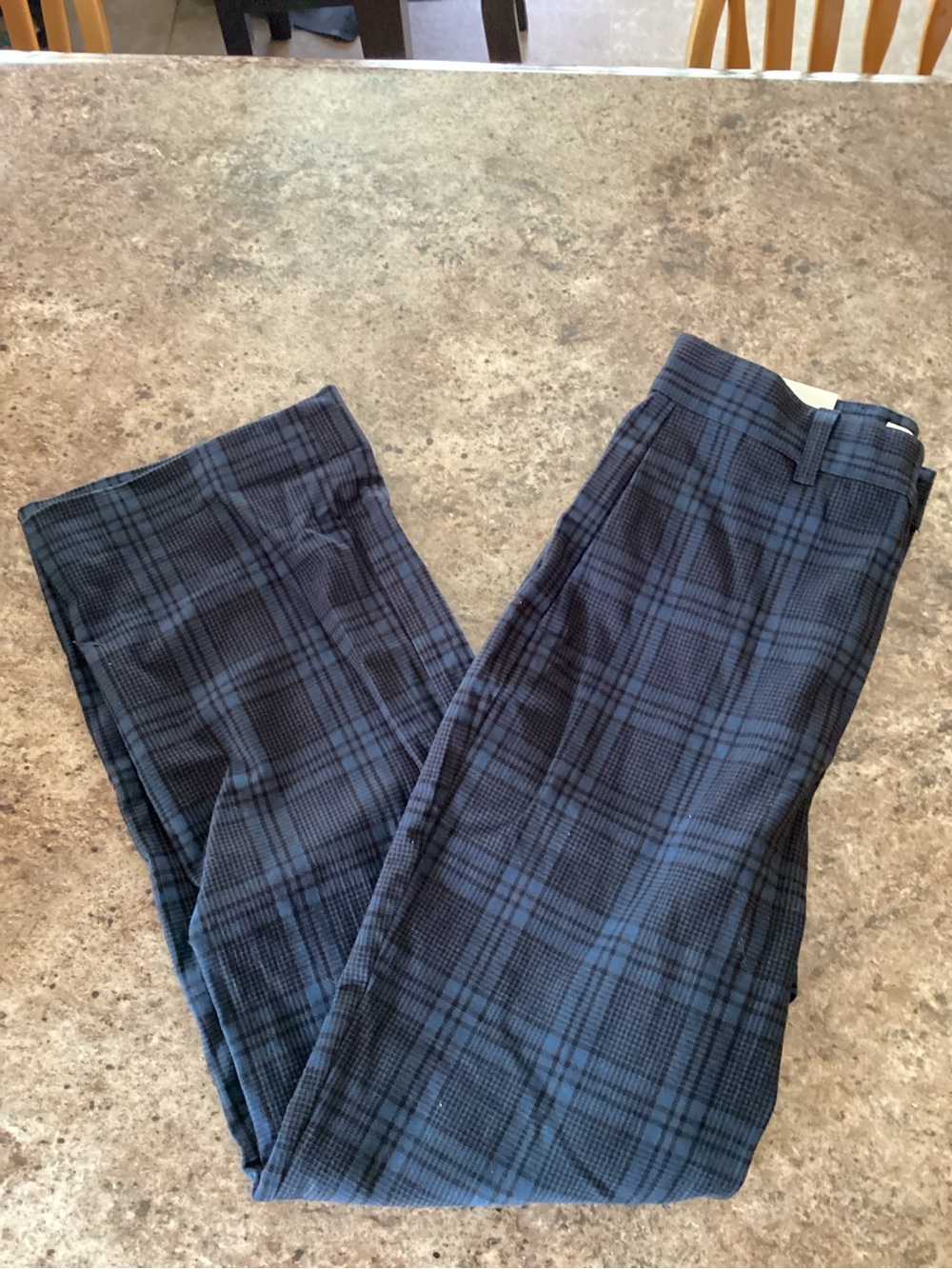 Women's Straight-Leg Plaid Pants in Navy